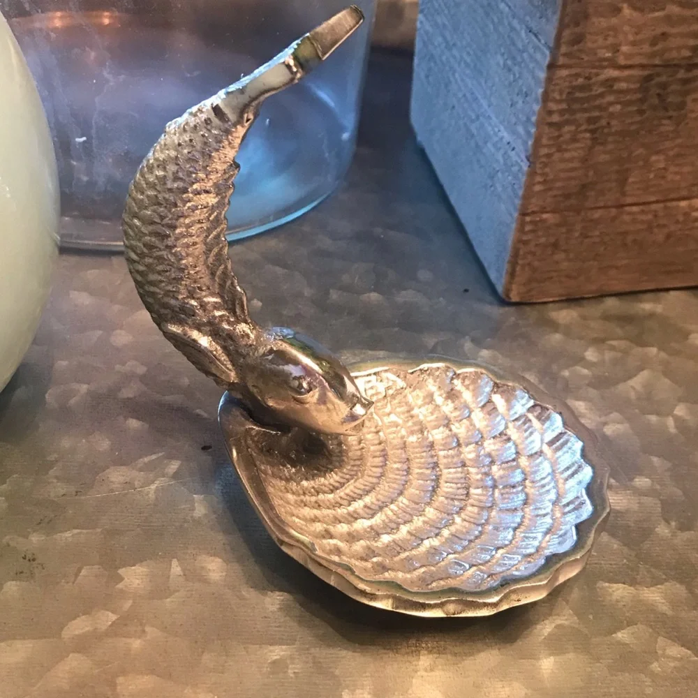Two’s Company Silver Fish Ring Holder